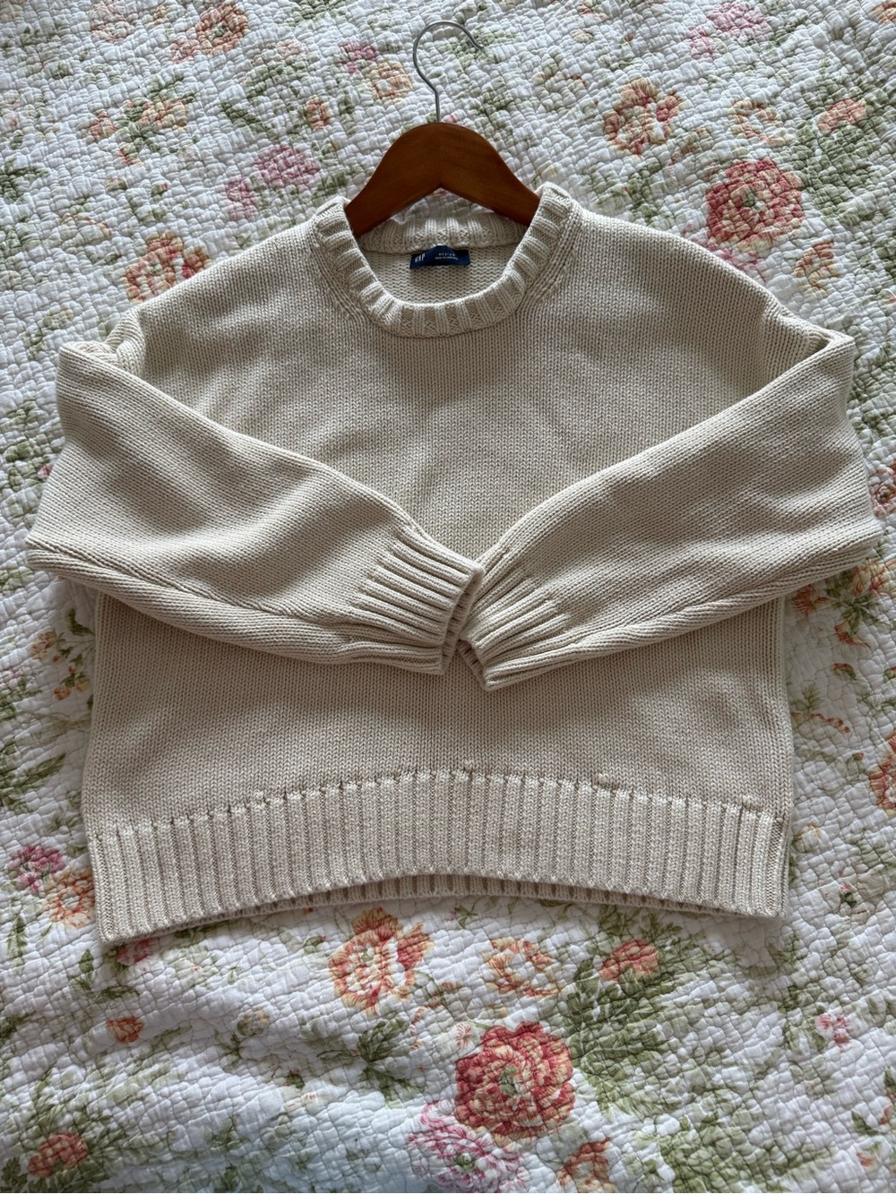 GAP Women's Neutral Beige Crewneck Sweater - Picture 4 of 5